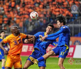 皇冠体育官方网站-关于云南男篮新外援抵达，迅速融入球队氛围的信息