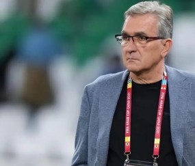 皇冠体育登录-主教练赞扬球队表现,期待更好的战绩怎么回复