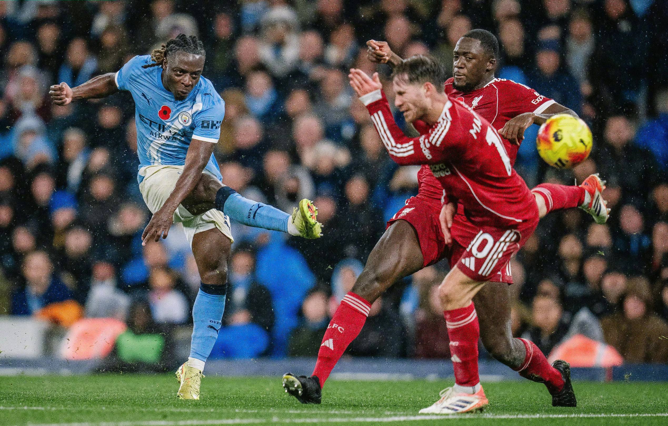 包含曼城将迎战布莱顿，努力追赶领头羊的词条